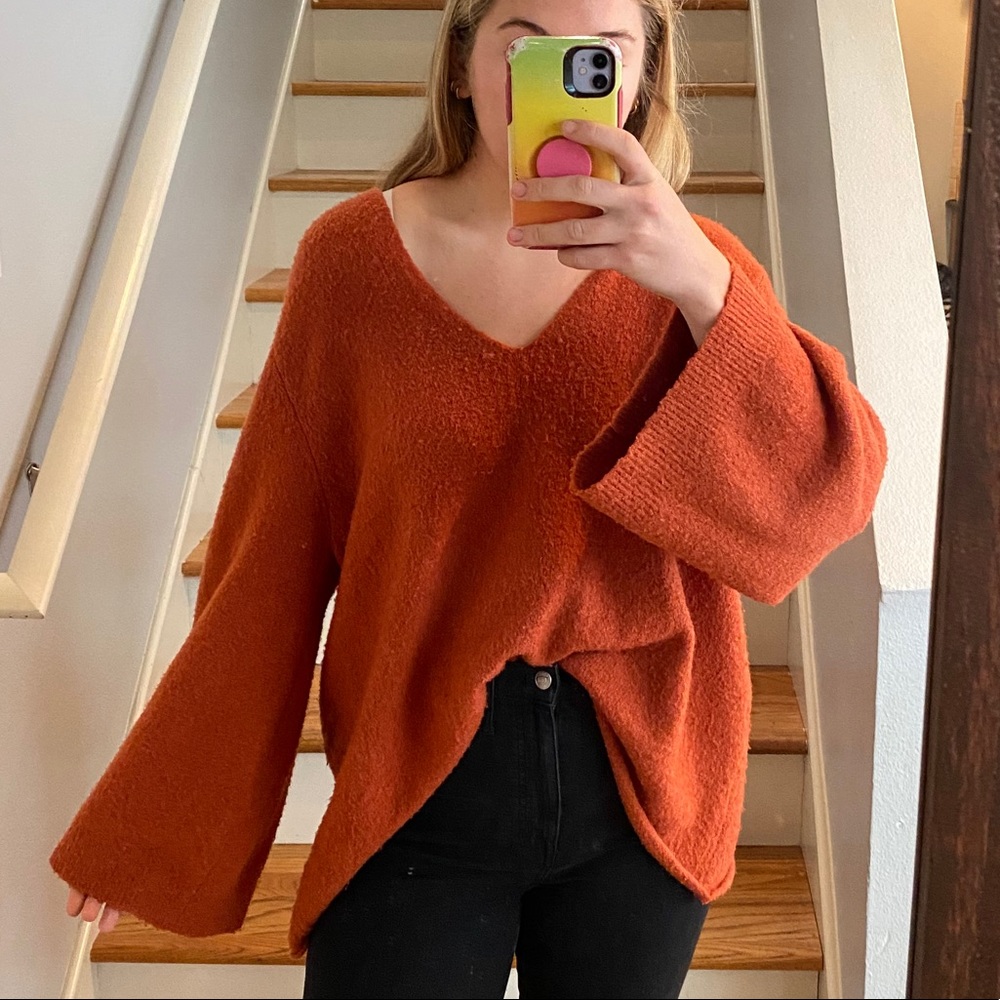 Burnt Orange V-neck Bell-Bottom Sleeve Sweater